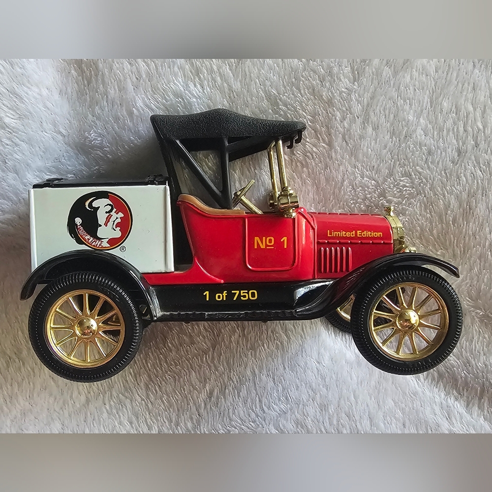 Limited Edition Ertl 1/25 Diecast Florida State University 1918 Ford